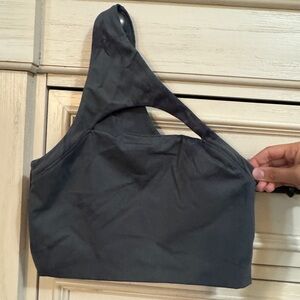 Alphalete One Shoulder Cutout Sports Bra